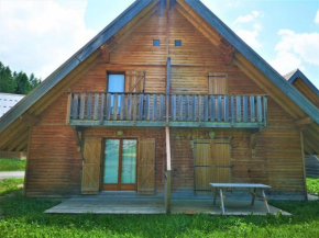 Chalet 3 pièces à La Joue du Loup avec parking, 7 personnes - FR-1-504-45